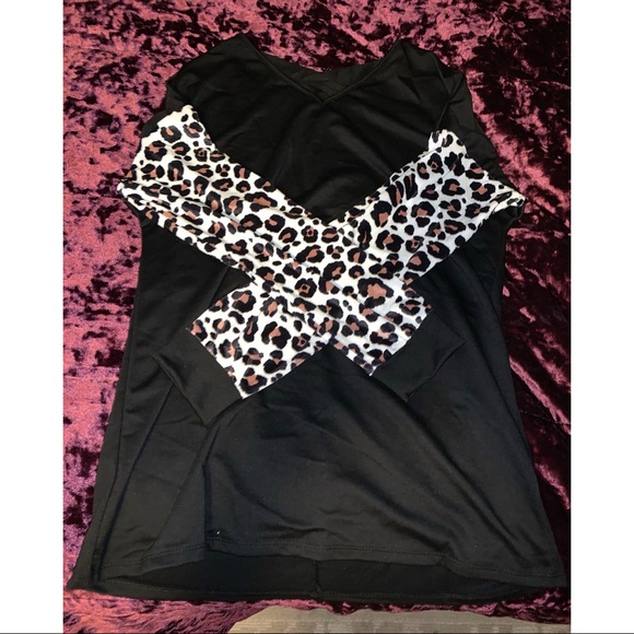 leopard sweater, comfortable & affordable! - Picture 4 of 4